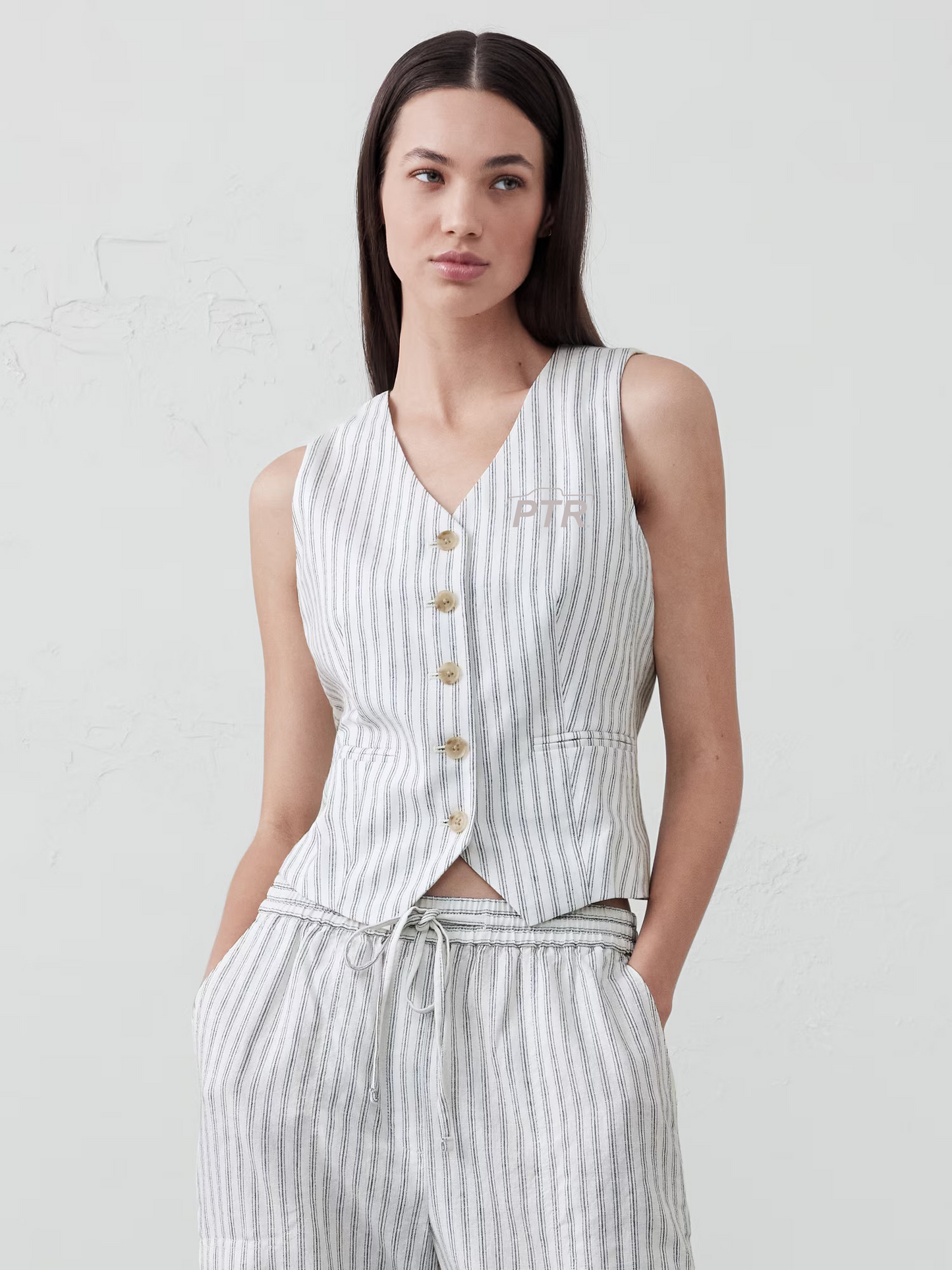 Banana Republic Linen-Blend Classic Vest